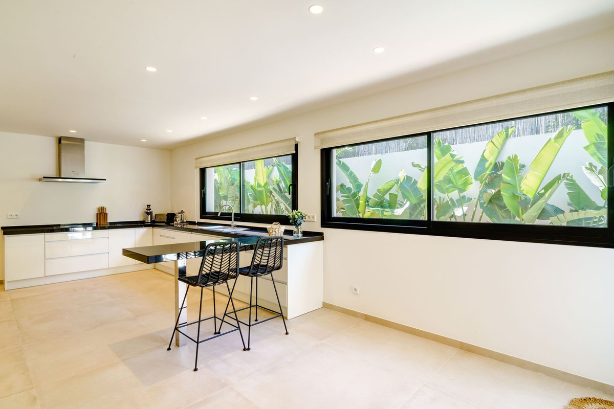 Huis te koop in Marbella | 6 slaapkamers H4659478