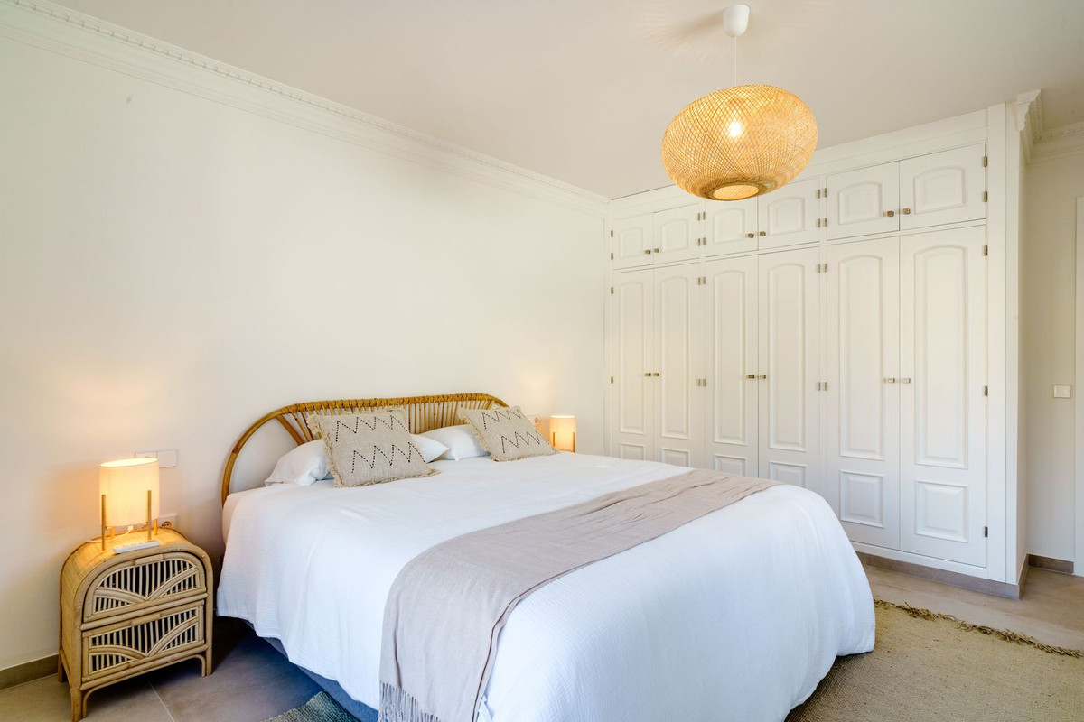 Huis te koop in Marbella | 6 slaapkamers H4659478