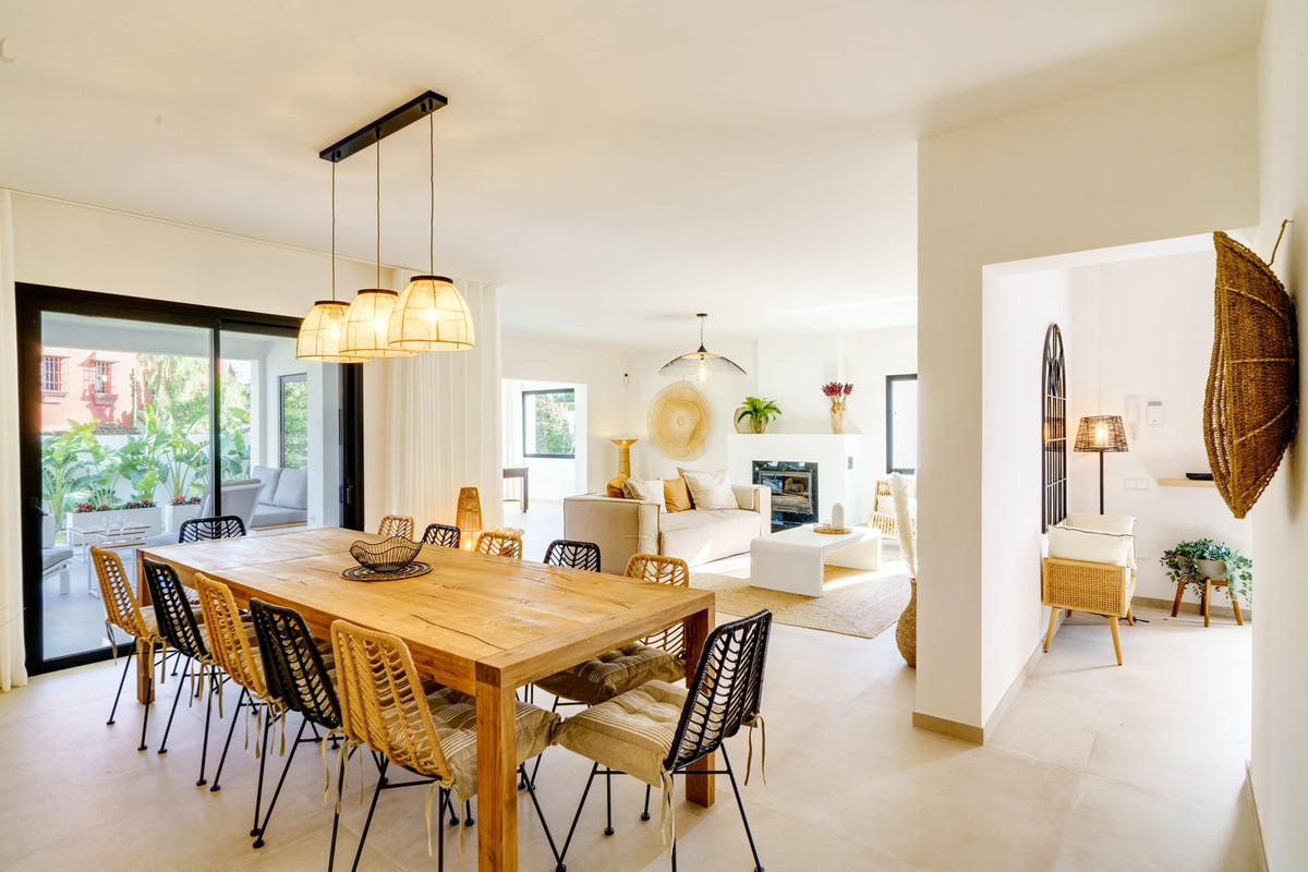 Huis te koop in Marbella | 6 slaapkamers H4659478