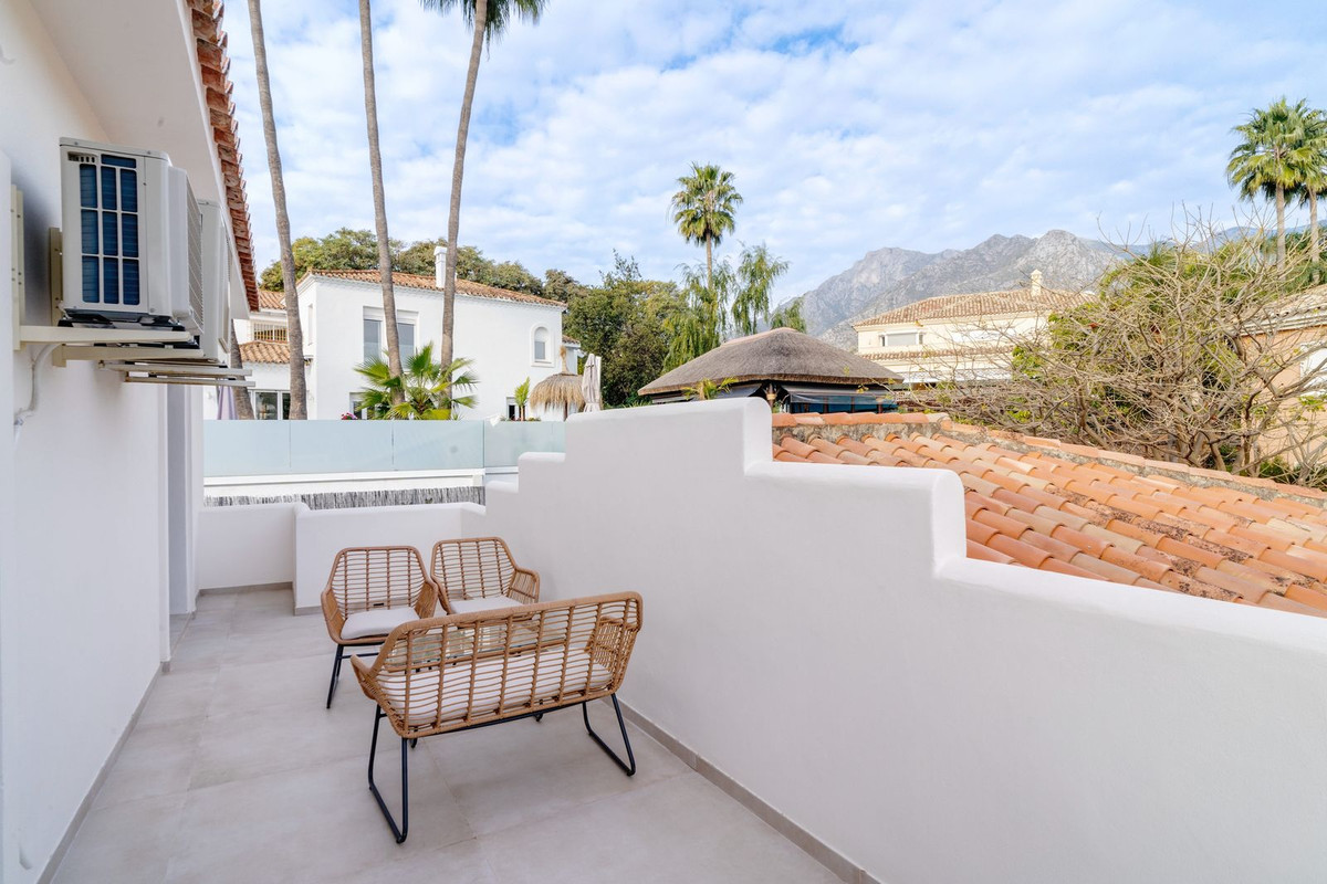 Huis te koop in Marbella | 6 slaapkamers H4659478