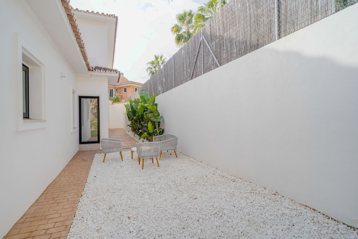 Huis te koop in Marbella | 6 slaapkamers H4659478