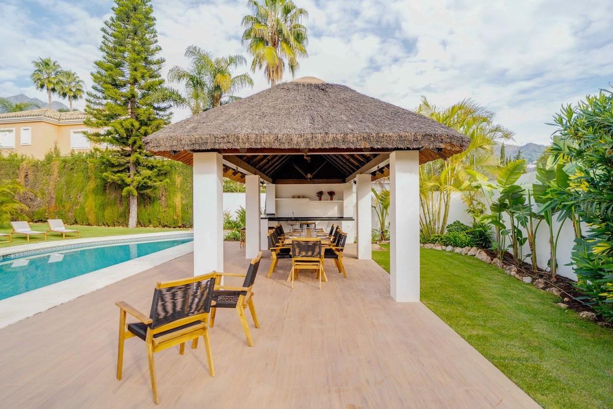 Huis te koop in Marbella | 6 slaapkamers H4659478