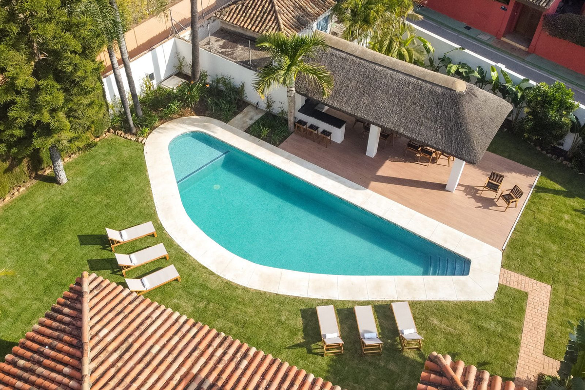 Huis te koop in Marbella | 6 slaapkamers H4659478