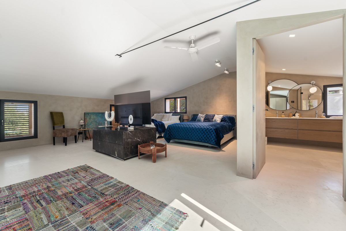 Property main view 38