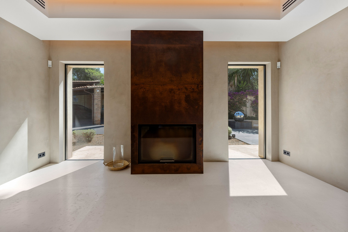 Property main view 60