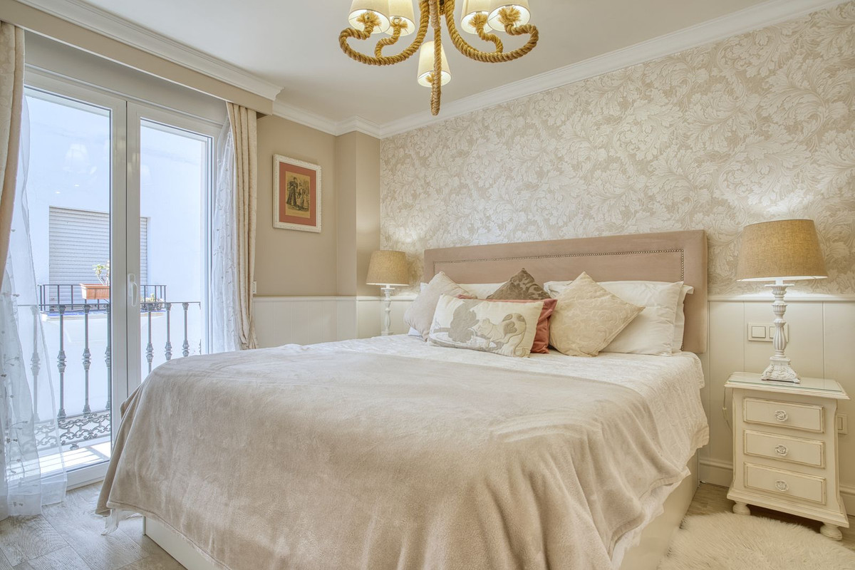 Huis te koop in Marbella | 4 slaapkamers H4981357