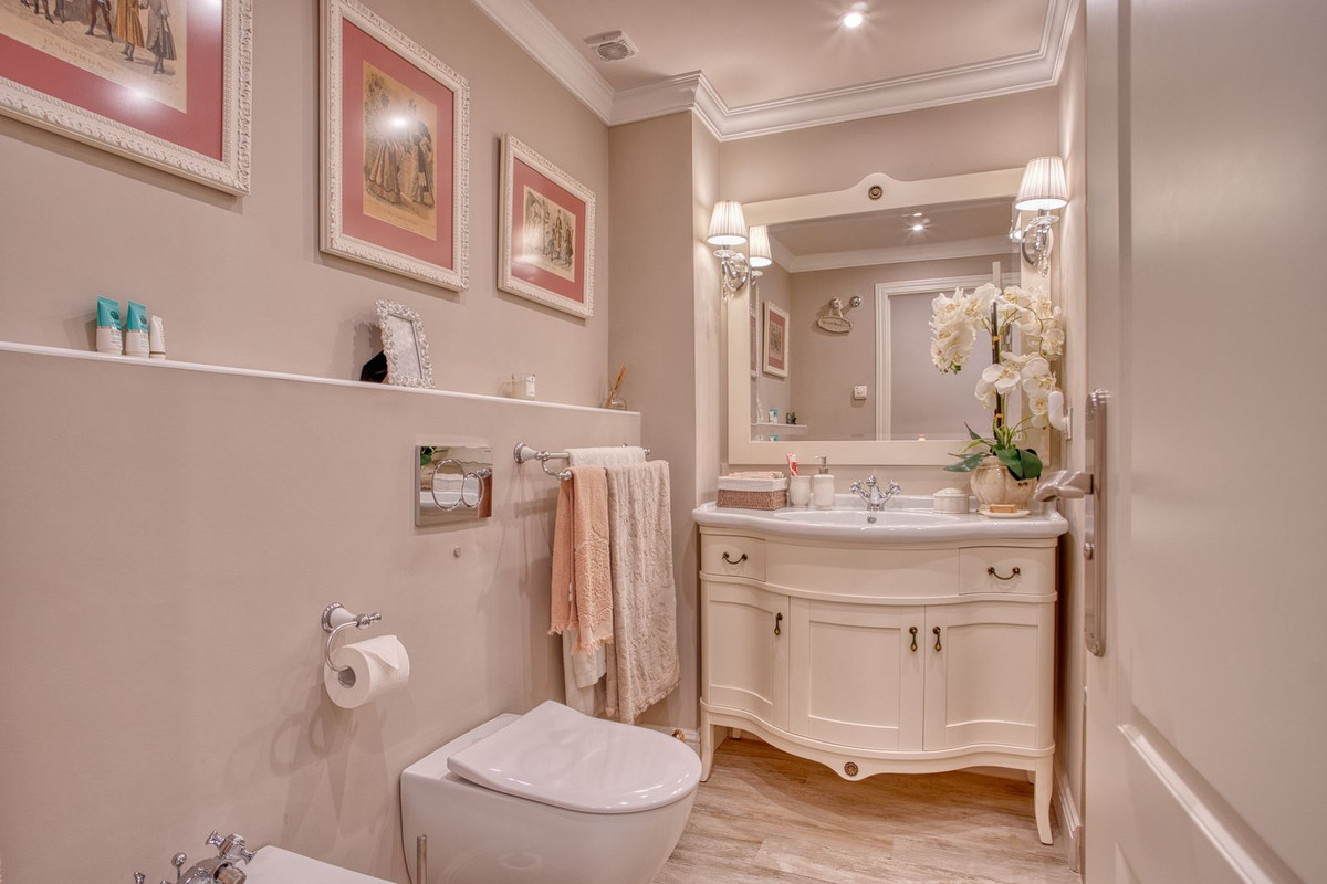 Huis te koop in Marbella | 4 slaapkamers H4981357