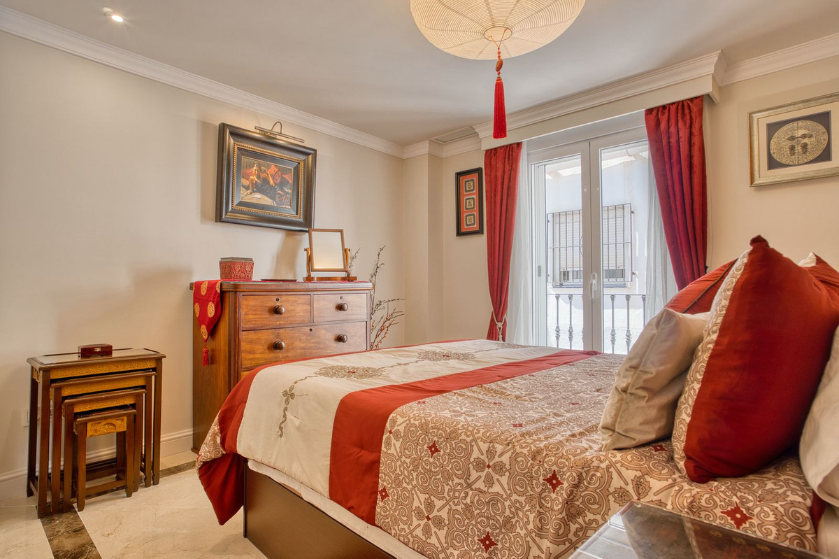 Huis te koop in Marbella | 4 slaapkamers H4981357