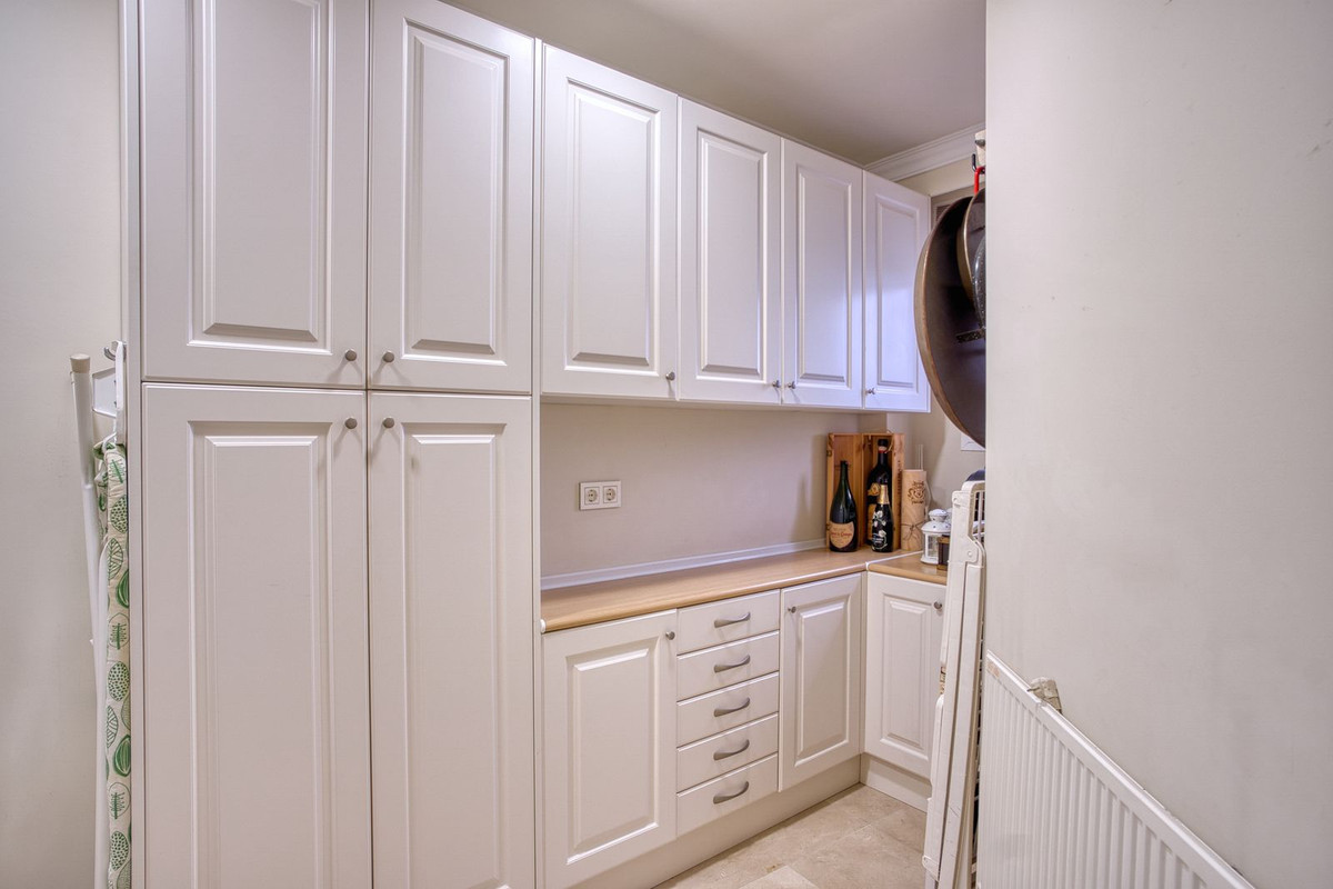 Huis te koop in Marbella | 4 slaapkamers H4981357