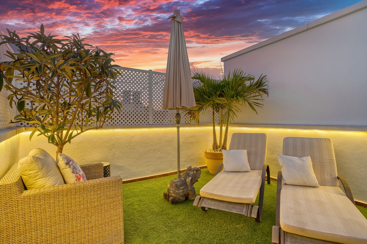 Huis te koop in Marbella | 4 slaapkamers H4981357