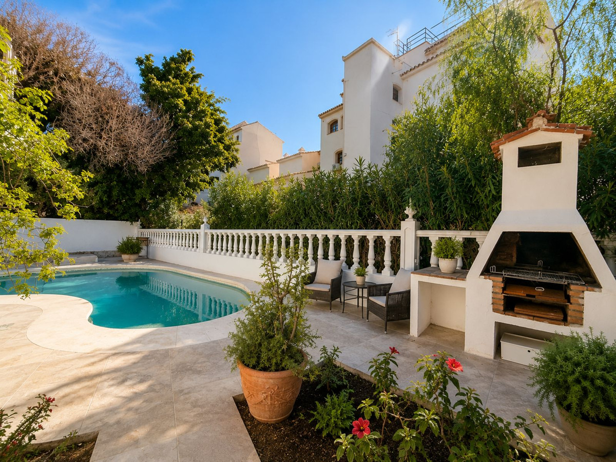 Huis te koop in Marbella | 4 slaapkamers H4994821