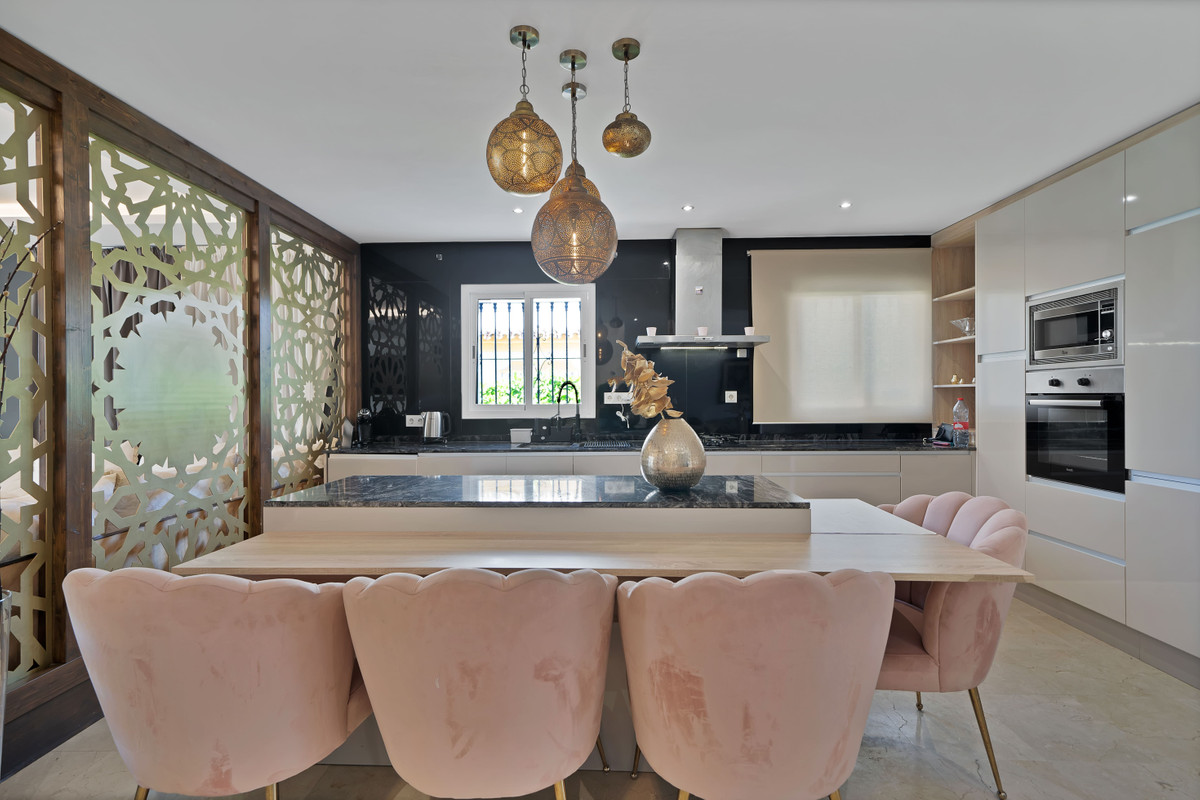 Huis te koop in Marbella | 4 slaapkamers H5018968