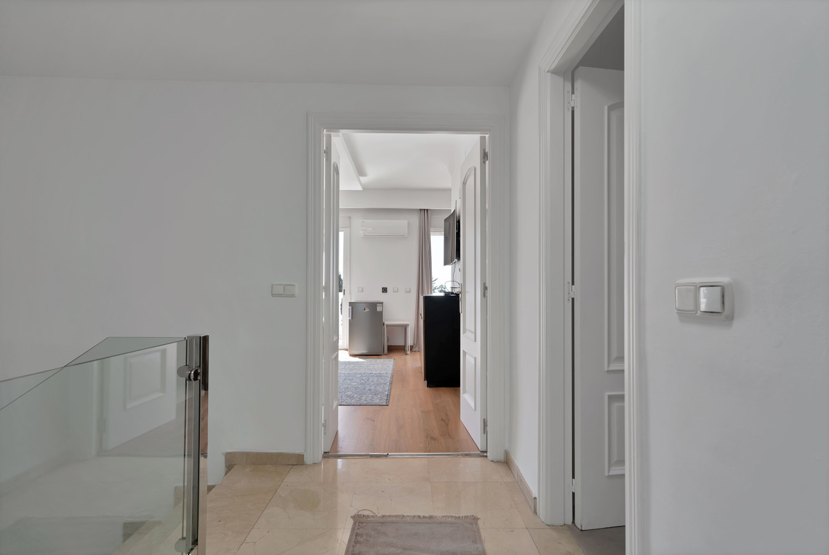 Huis te koop in Marbella | 4 slaapkamers H5018968