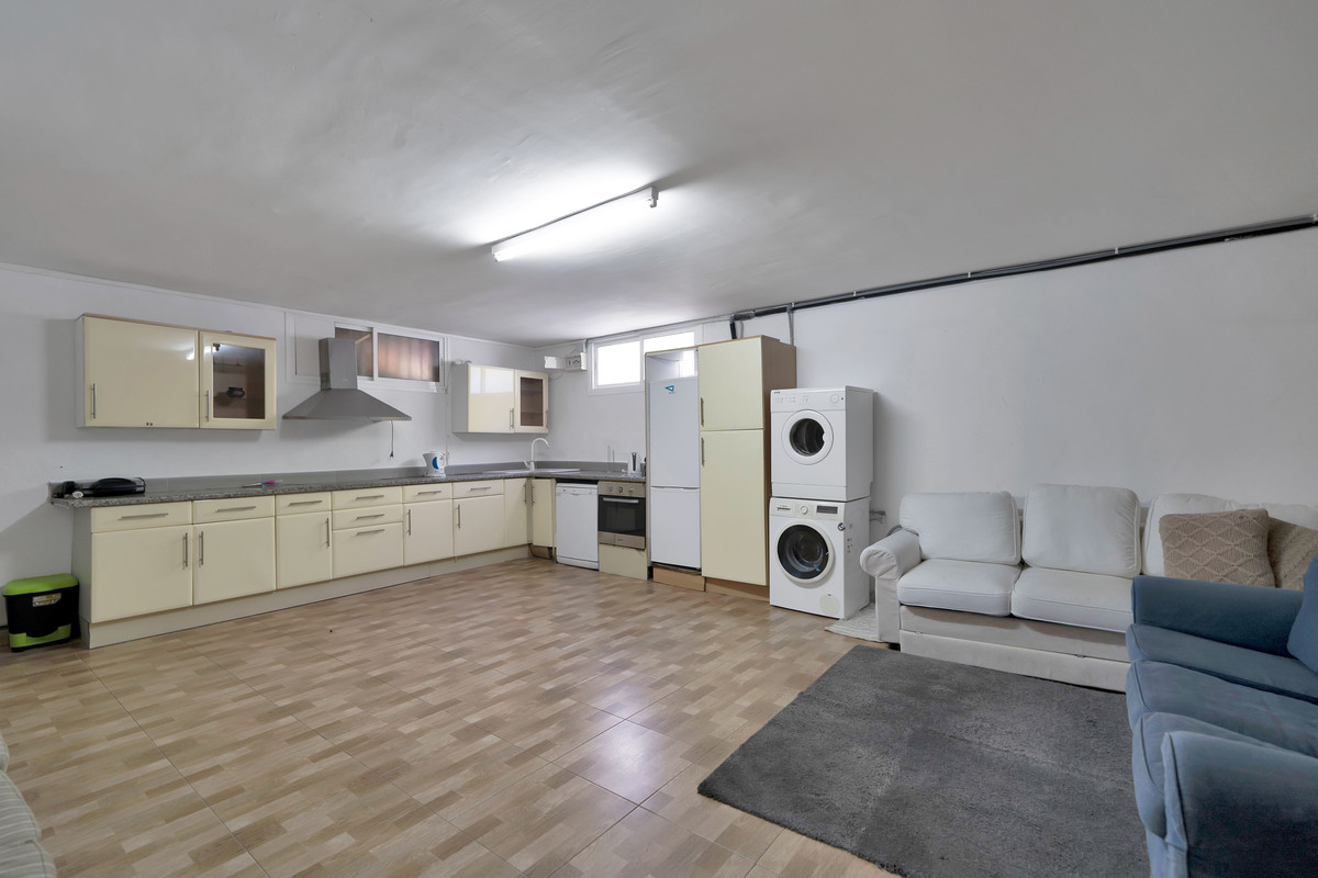 Huis te koop in Marbella | 4 slaapkamers H5018968