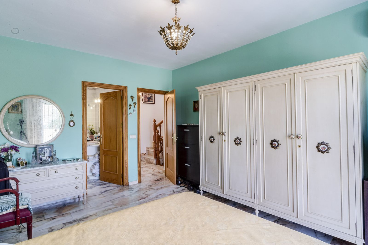 Detached Villa te koop in Marbella | 5 slaapkamers H5058622