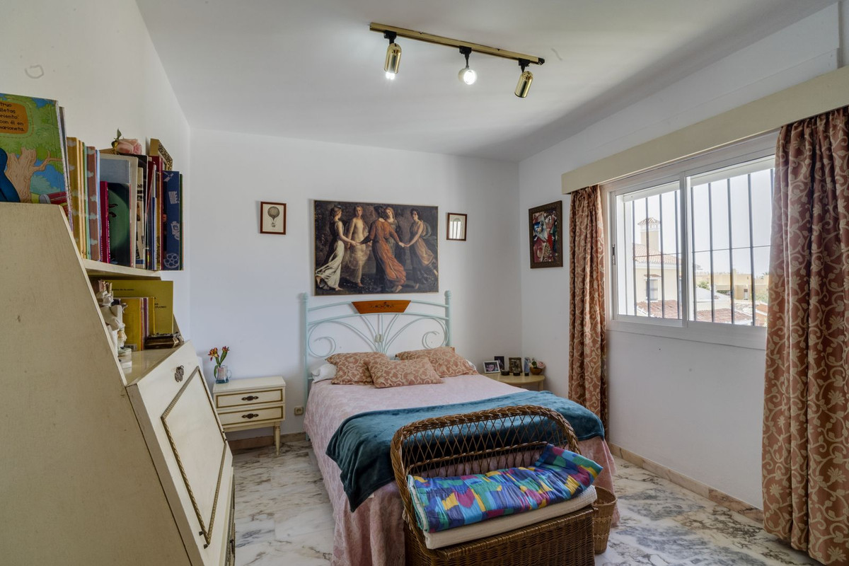 Detached Villa te koop in Marbella | 5 slaapkamers H5058622