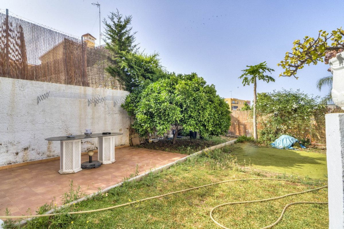 Detached Villa te koop in Marbella | 5 slaapkamers H5058622