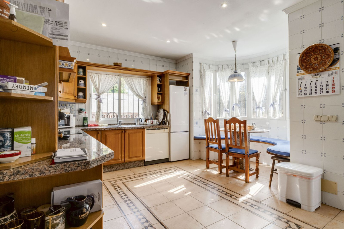 Detached Villa te koop in Marbella | 5 slaapkamers H5058622