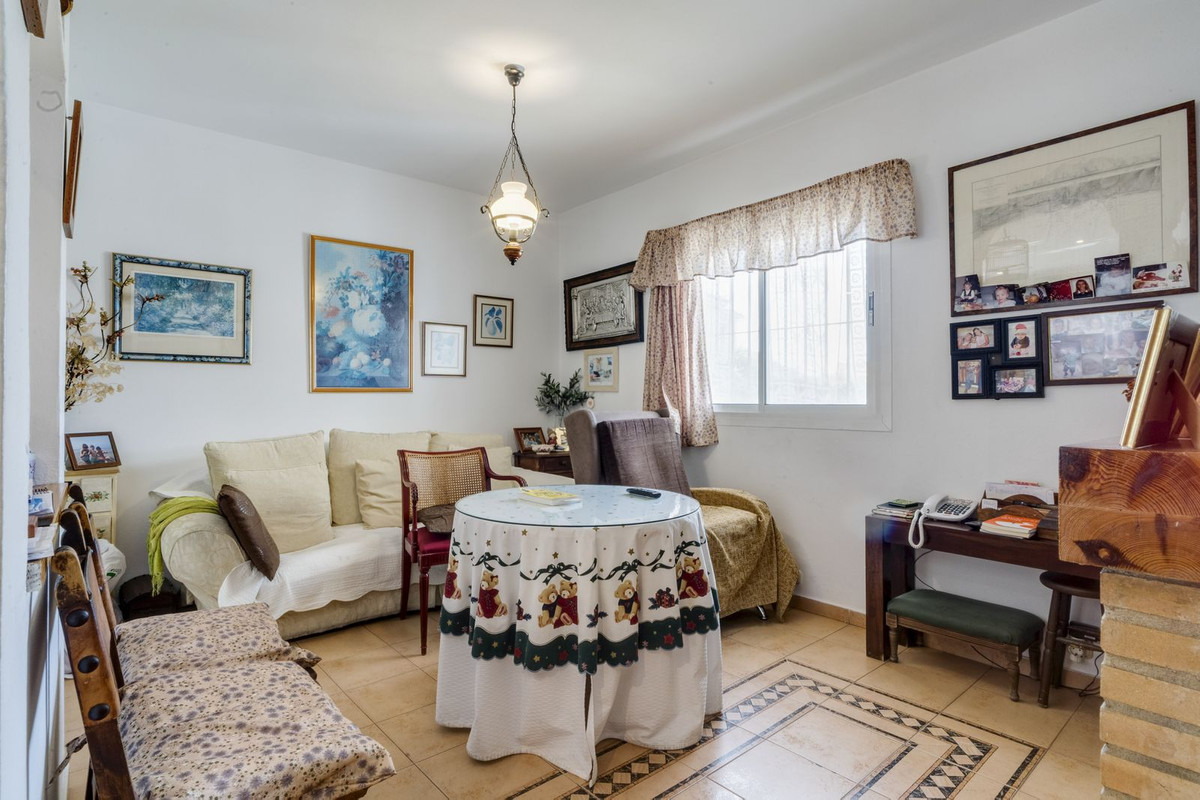 Detached Villa te koop in Marbella | 5 slaapkamers H5058622