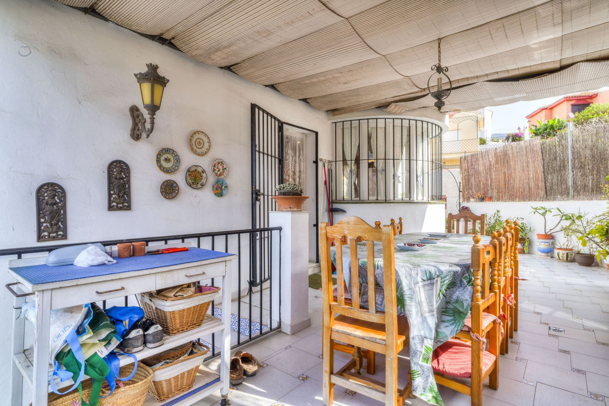 Detached Villa te koop in Marbella | 5 slaapkamers H5058622