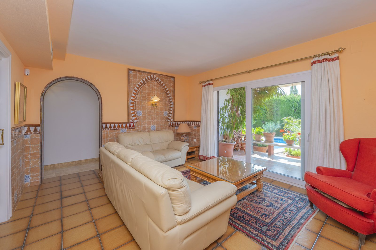 Detached Villa te koop in Marbella | 3 slaapkamers H5064568