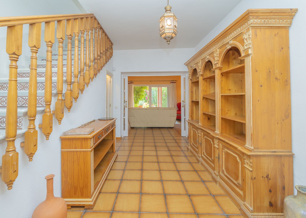 Detached Villa te koop in Marbella | 3 slaapkamers H5064568