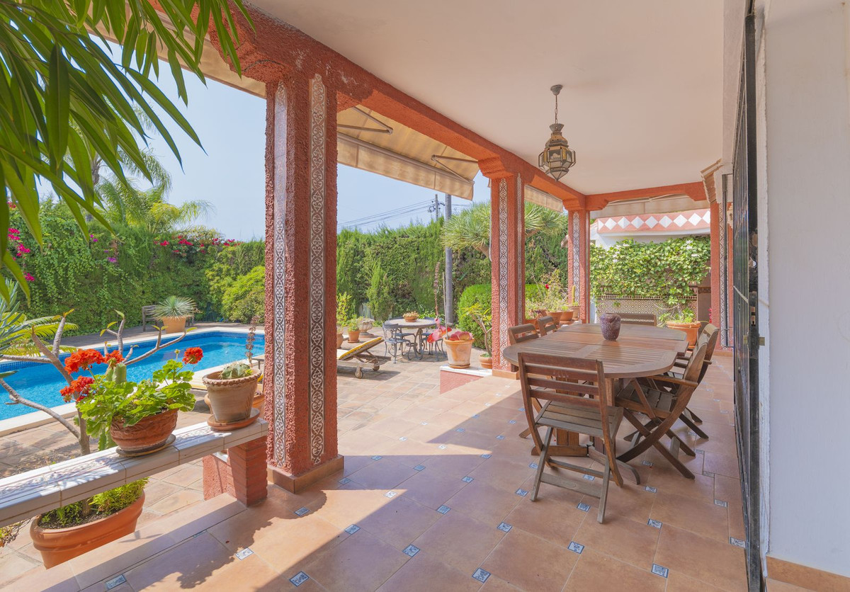 Detached Villa te koop in Marbella | 3 slaapkamers H5064568