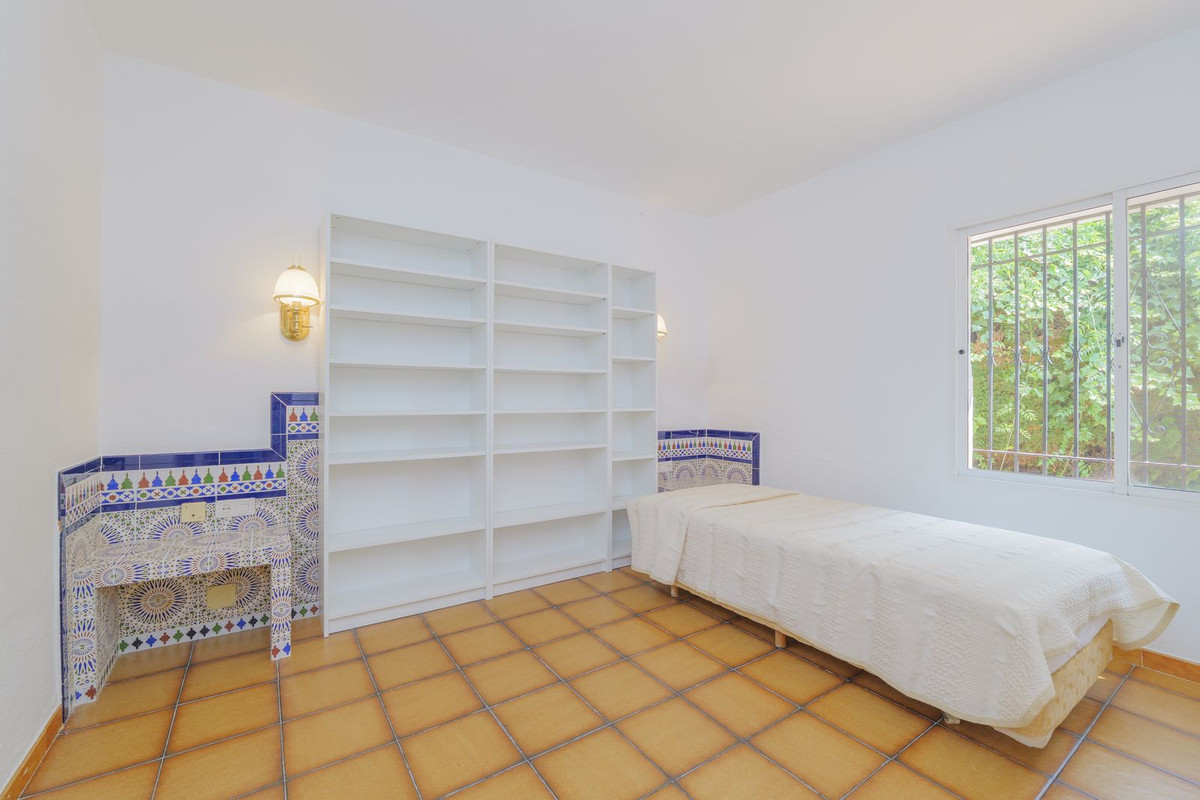 Detached Villa te koop in Marbella | 3 slaapkamers H5064568
