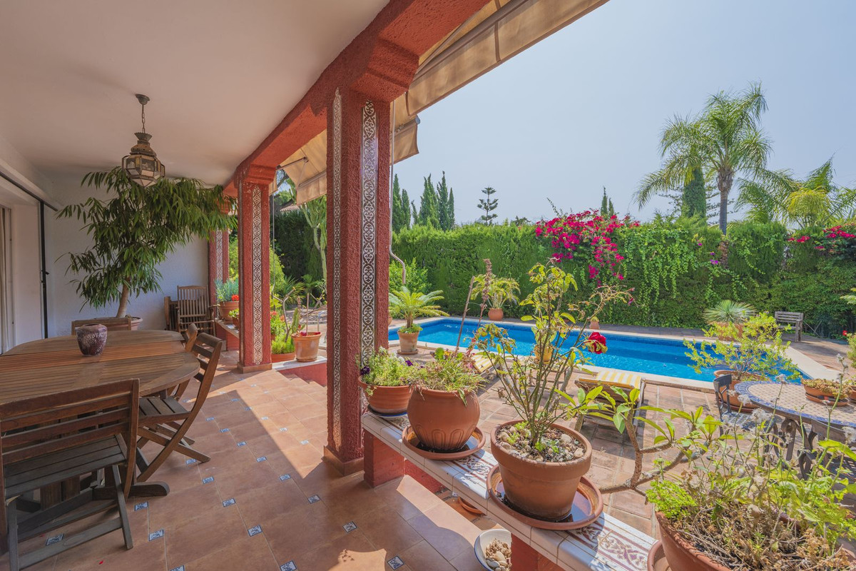 Detached Villa te koop in Marbella | 3 slaapkamers H5064568