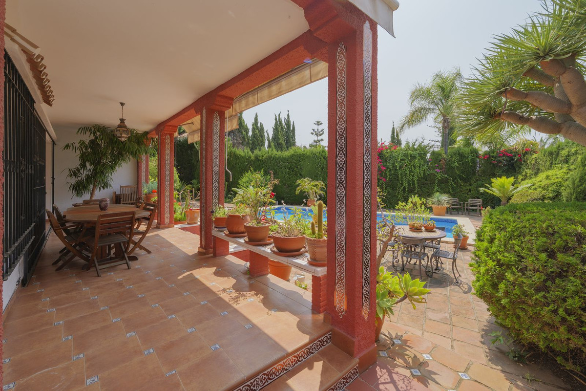 Detached Villa te koop in Marbella | 3 slaapkamers H5064568