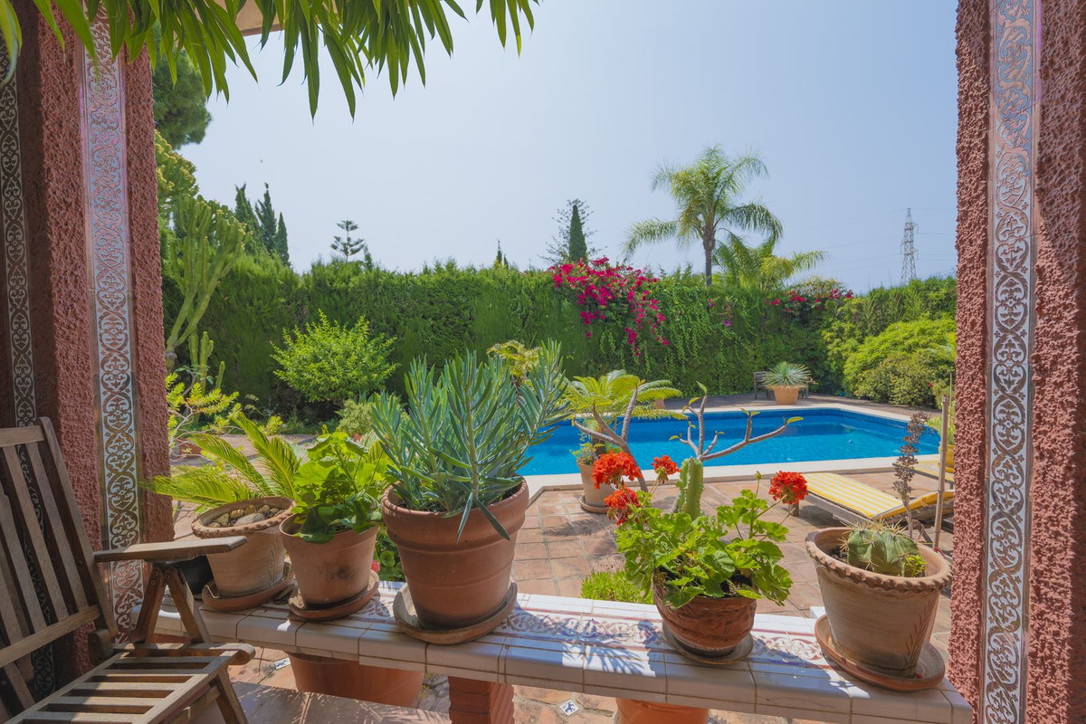 Detached Villa te koop in Marbella | 3 slaapkamers H5064568