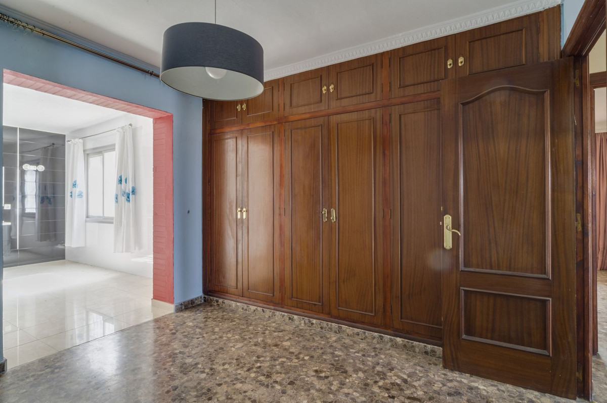 Huis te koop in Marbella | 4 slaapkamers H5071354