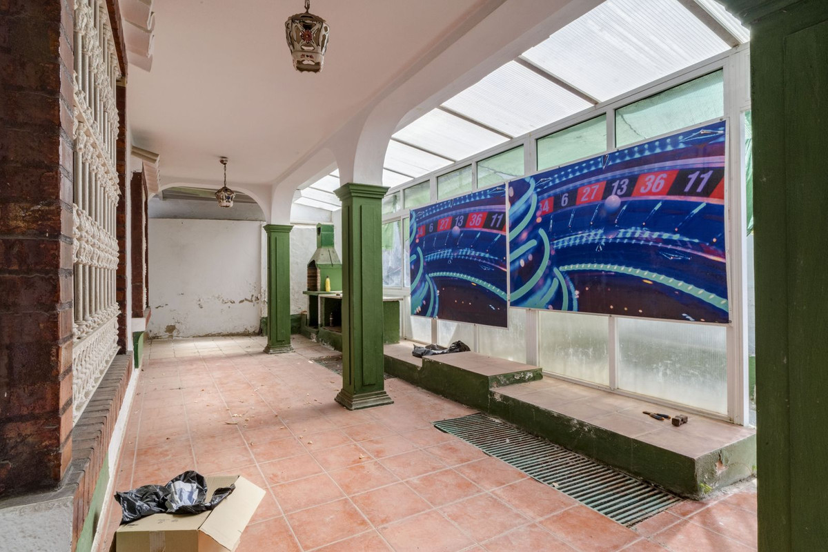 Huis te koop in Marbella | 4 slaapkamers H5071354