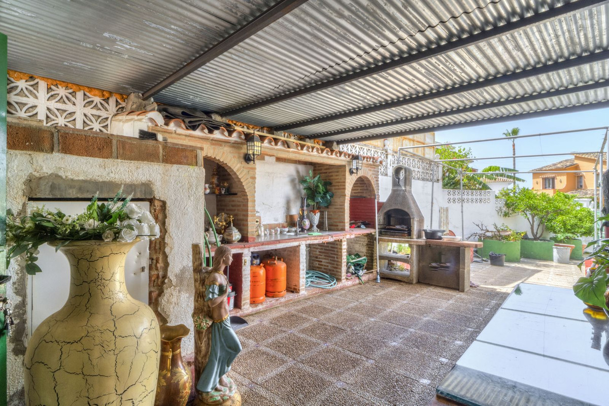 Huis te koop in Marbella | 4 slaapkamers H5071354