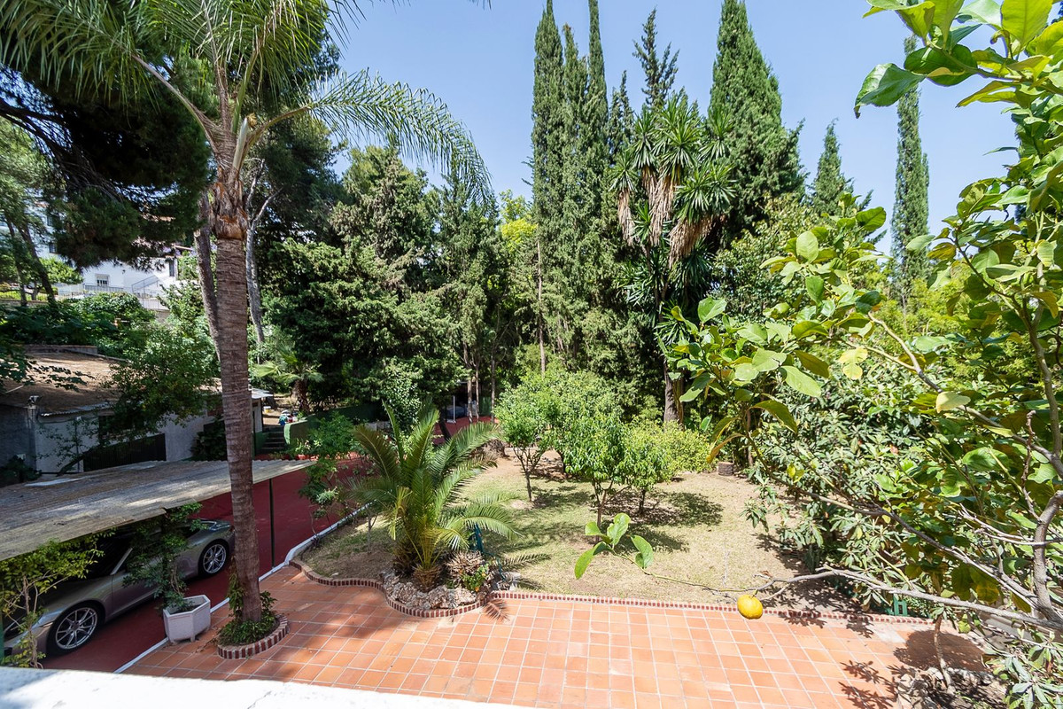 Detached Villa te koop in Marbella | 4 slaapkamers H5073136