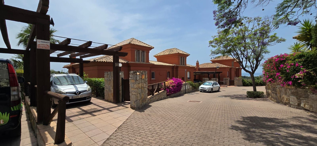 Huis te koop in Marbella | 5 slaapkamers H5075440