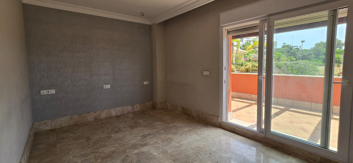 Huis te koop in Marbella | 5 slaapkamers H5075440