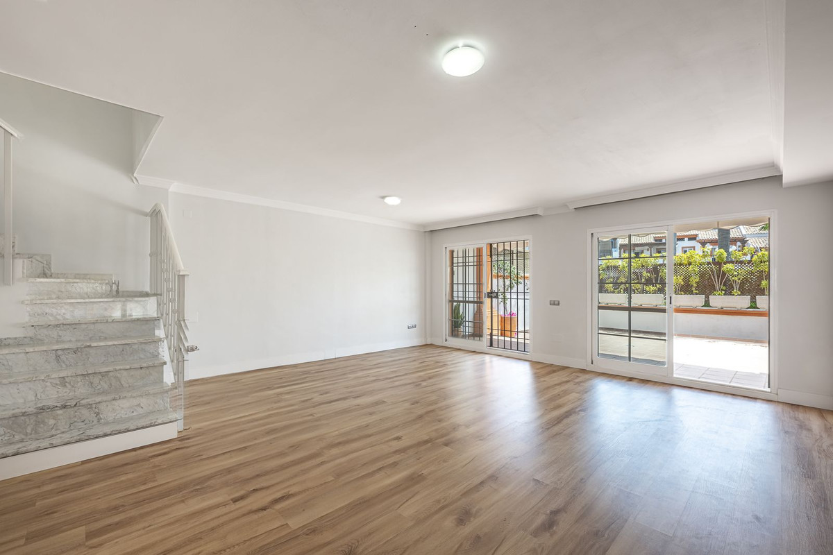 Huis te koop in Marbella | 4 slaapkamers H5079868