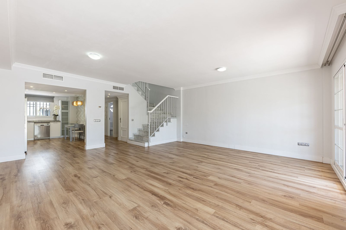 Huis te koop in Marbella | 4 slaapkamers H5079868