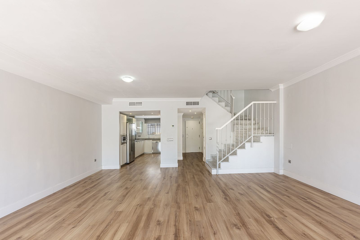 Huis te koop in Marbella | 4 slaapkamers H5079868