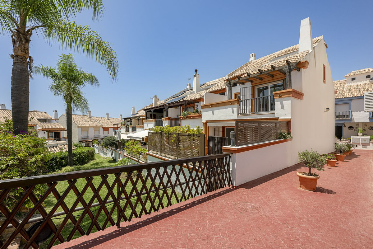 Huis te koop in Marbella | 4 slaapkamers H5079868