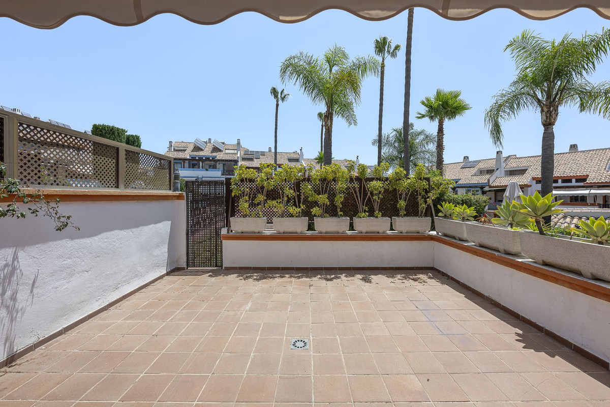 Huis te koop in Marbella | 4 slaapkamers H5079868