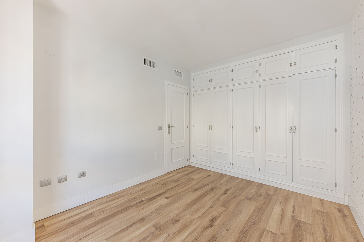 Huis te koop in Marbella | 4 slaapkamers H5079868