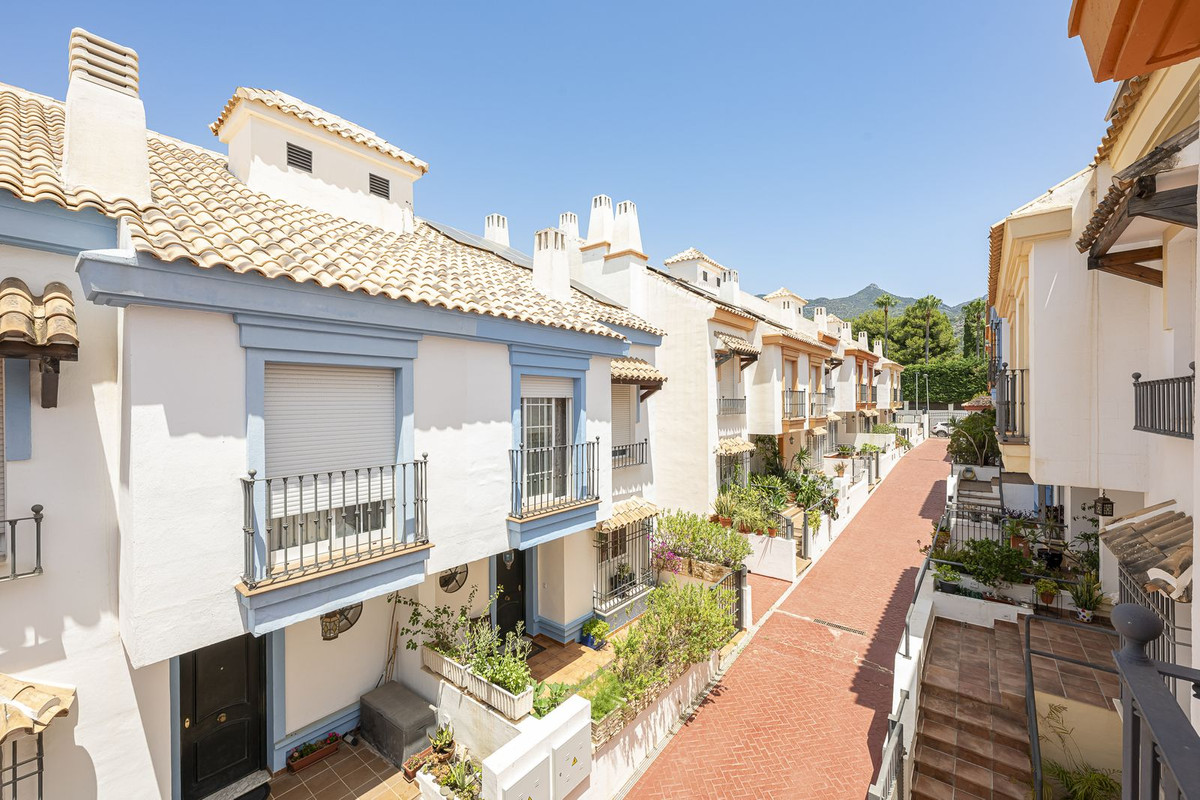 Huis te koop in Marbella | 4 slaapkamers H5079868