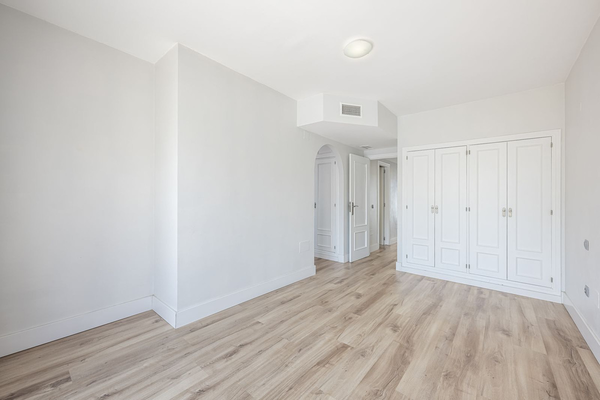 Huis te koop in Marbella | 4 slaapkamers H5079868