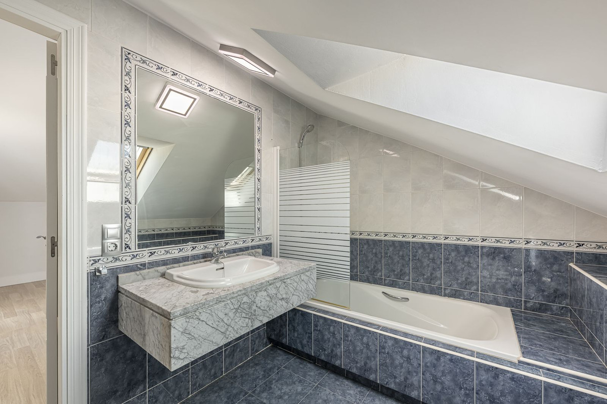 Huis te koop in Marbella | 4 slaapkamers H5079868