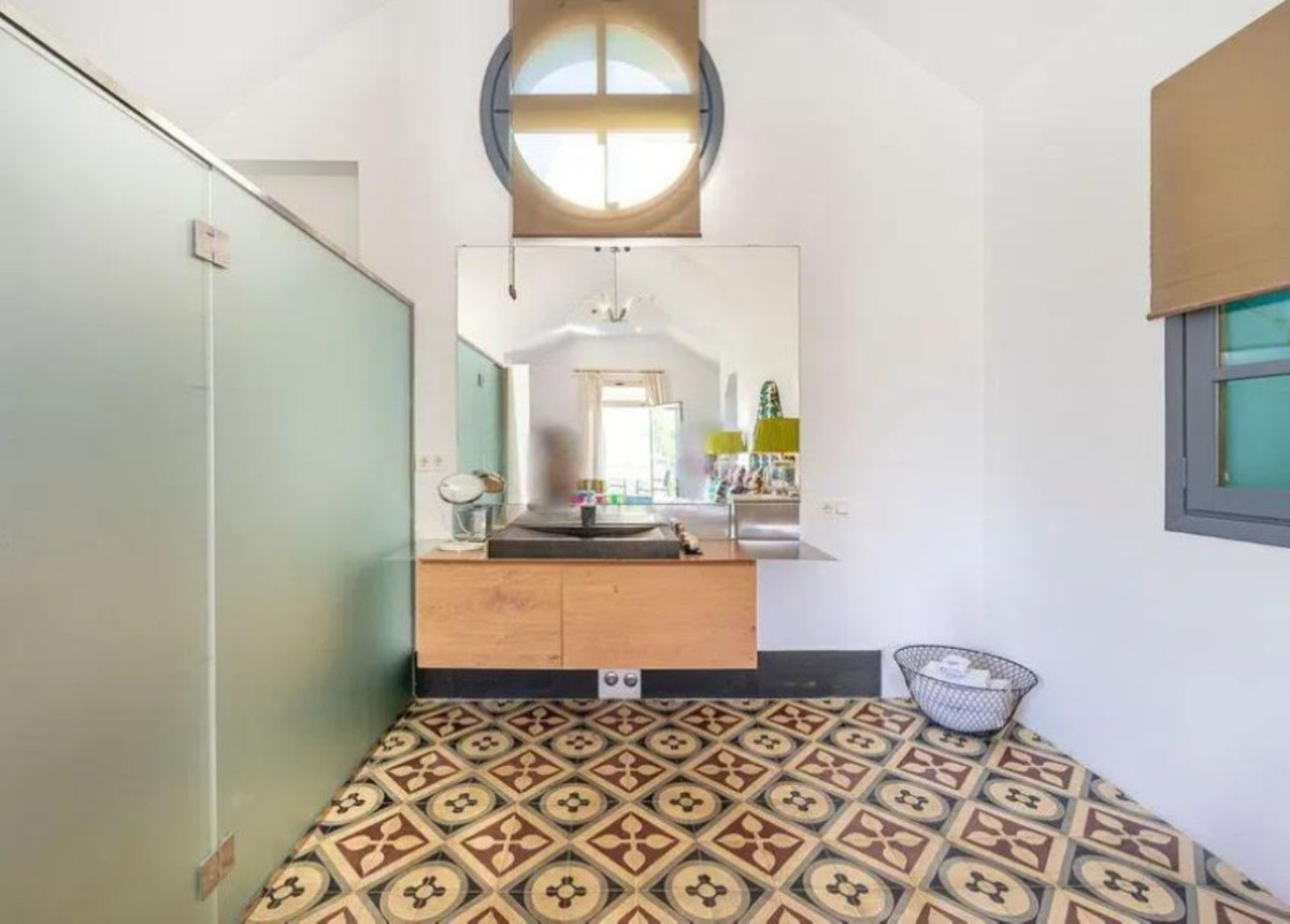 Huis te koop in Marbella | 5 slaapkamers H5081461