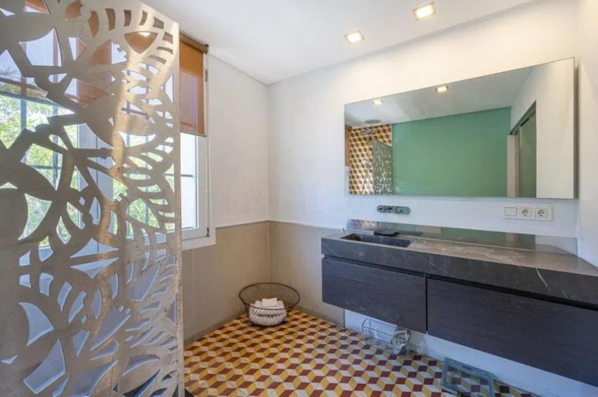 Huis te koop in Marbella | 5 slaapkamers H5081461