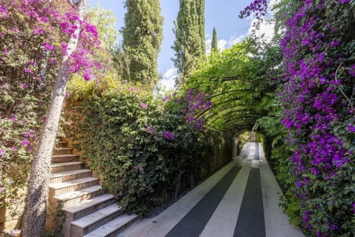 Huis te koop in Marbella | 5 slaapkamers H5081461