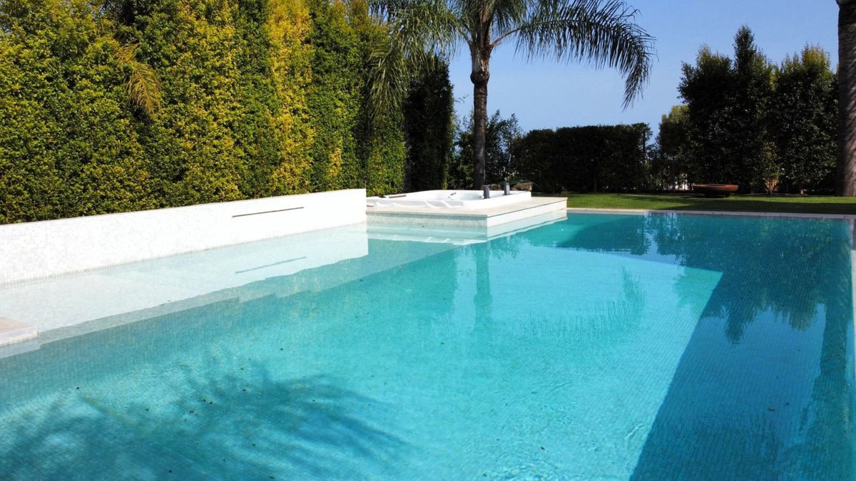 Huis te koop in Marbella | 6 slaapkamers H5103538